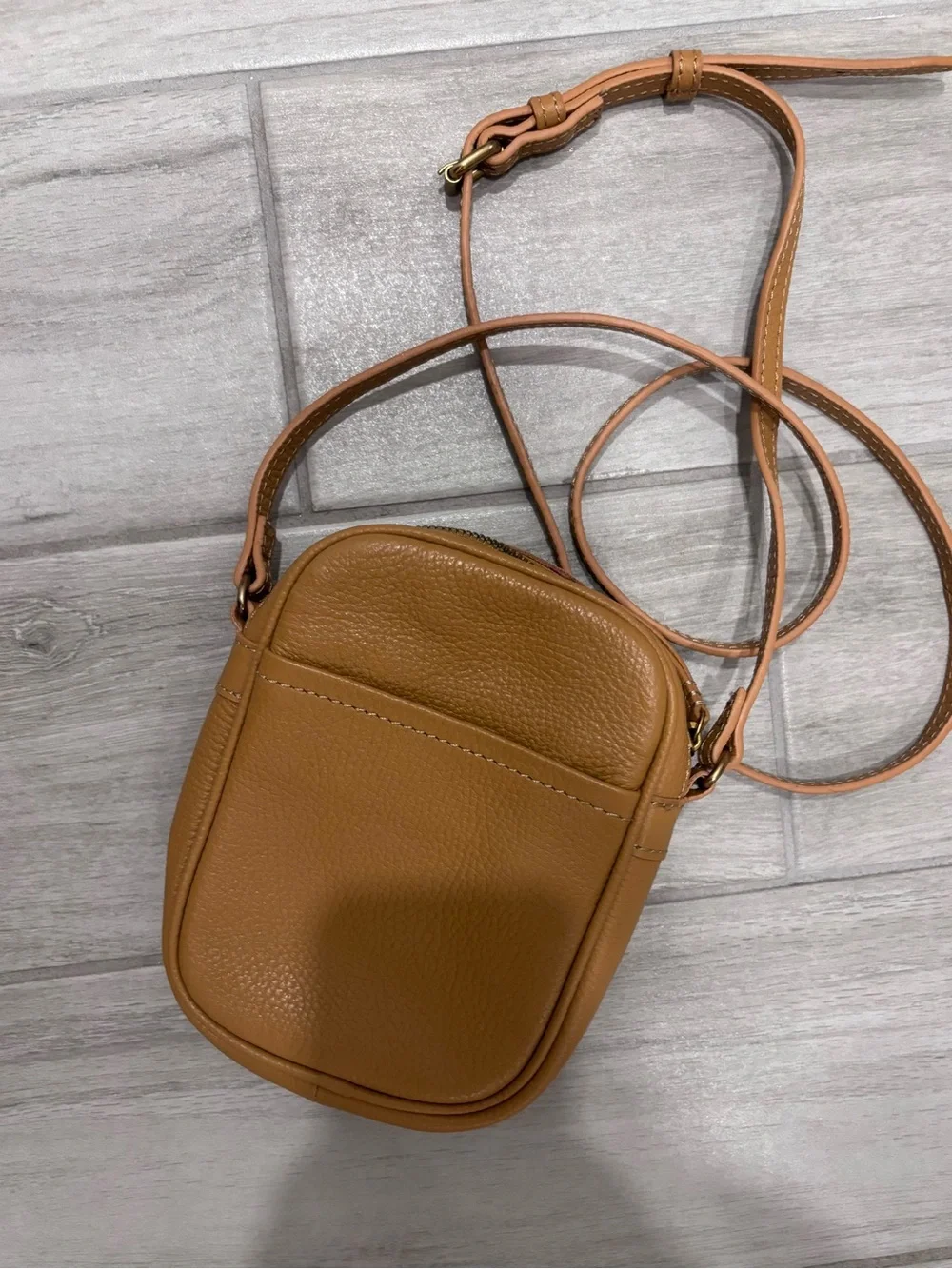 American Leather Co. compact tan